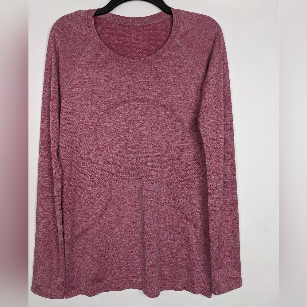 Lululemon Swiftly Tech Long Sleeves Training Top